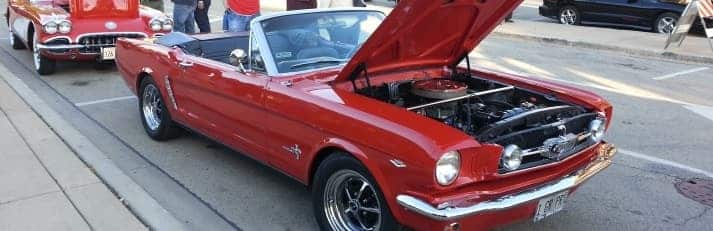 Mustang in Shorewood at Cruise Night