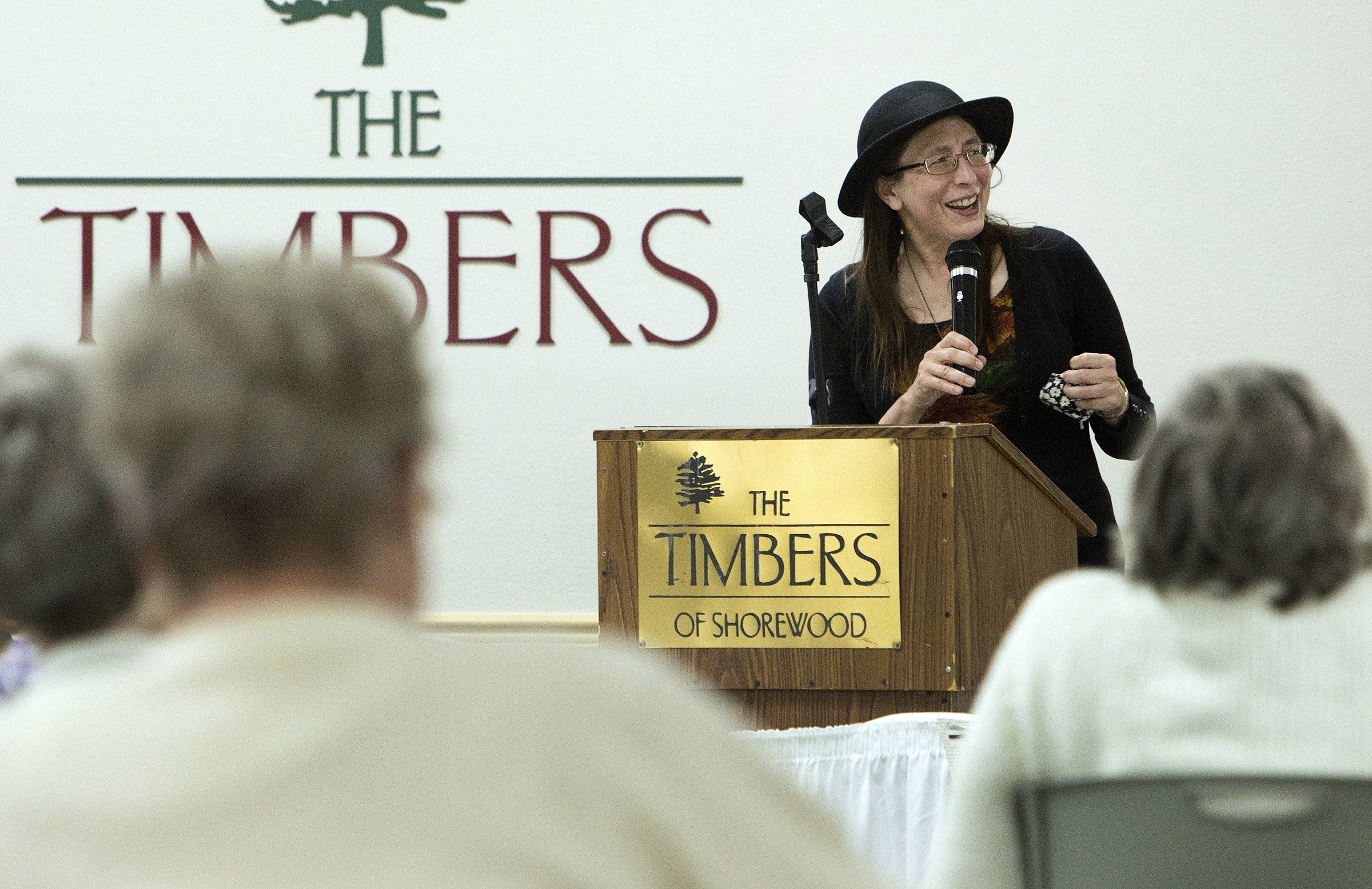 Denise Unland presents at the Timbers of Shorewood
